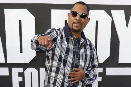 did martin lawrence pass away